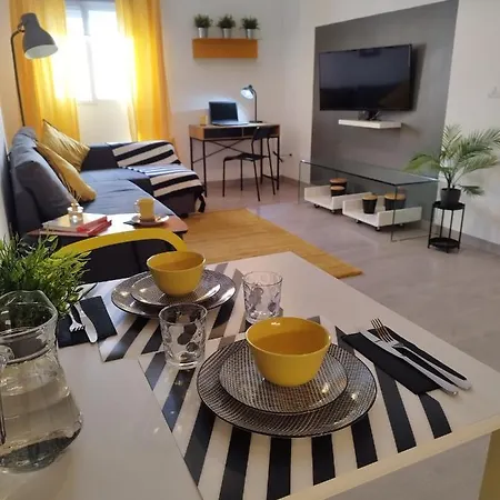 Apartment The Yellow Urban Escape Puerto de la Cruz (Tenerife)