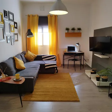 The Yellow Urban Escape Διαμέρισμα *